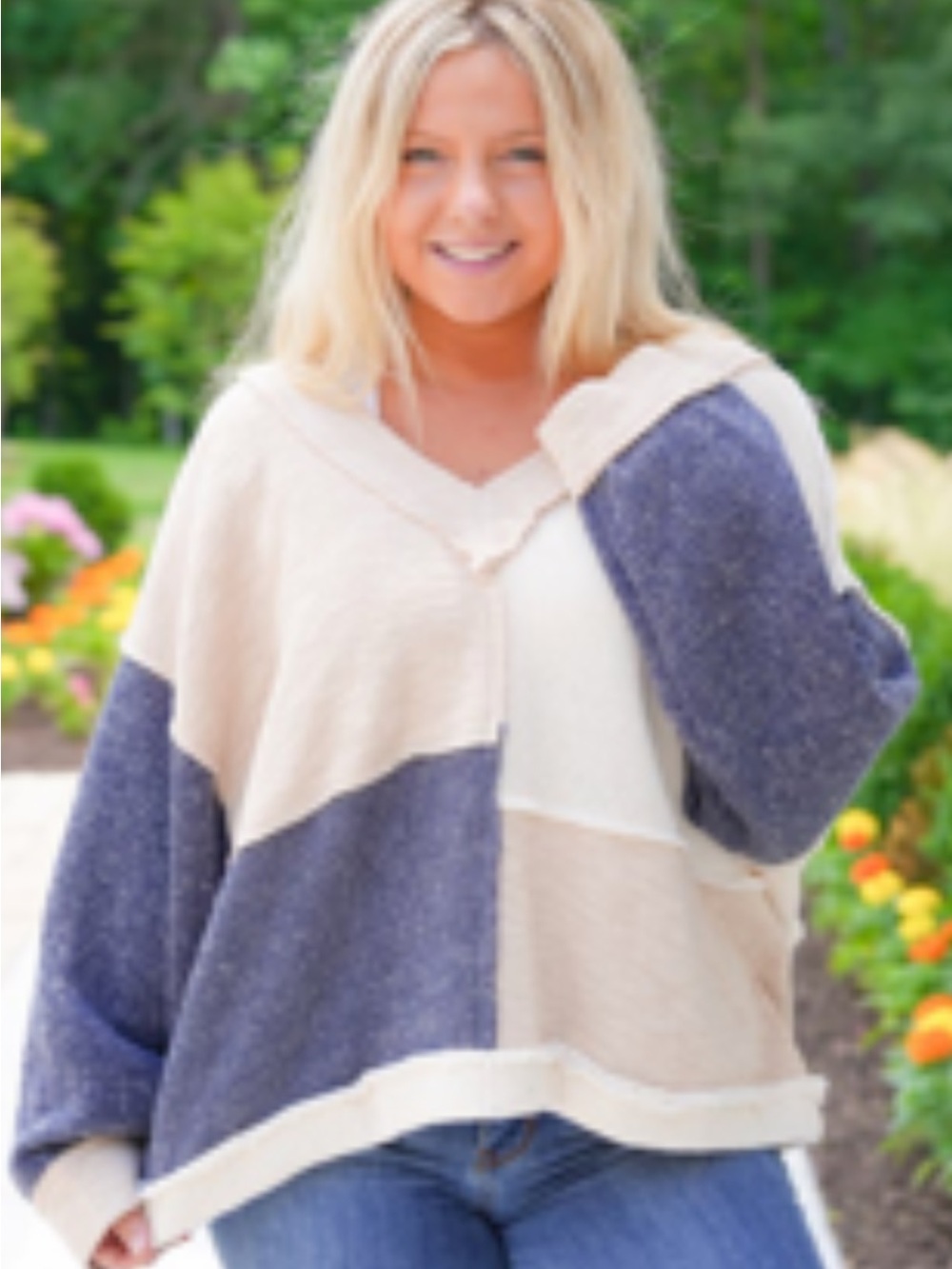 POL Patchwork V-Neck Sweater in Brown, Olive and Taupe - Picture 4 of 5